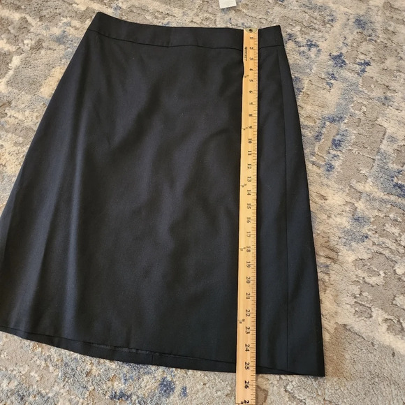NWT Banana Republic Wool Black Skirt. Women's size 8 Tall. - Picture 6 of 14